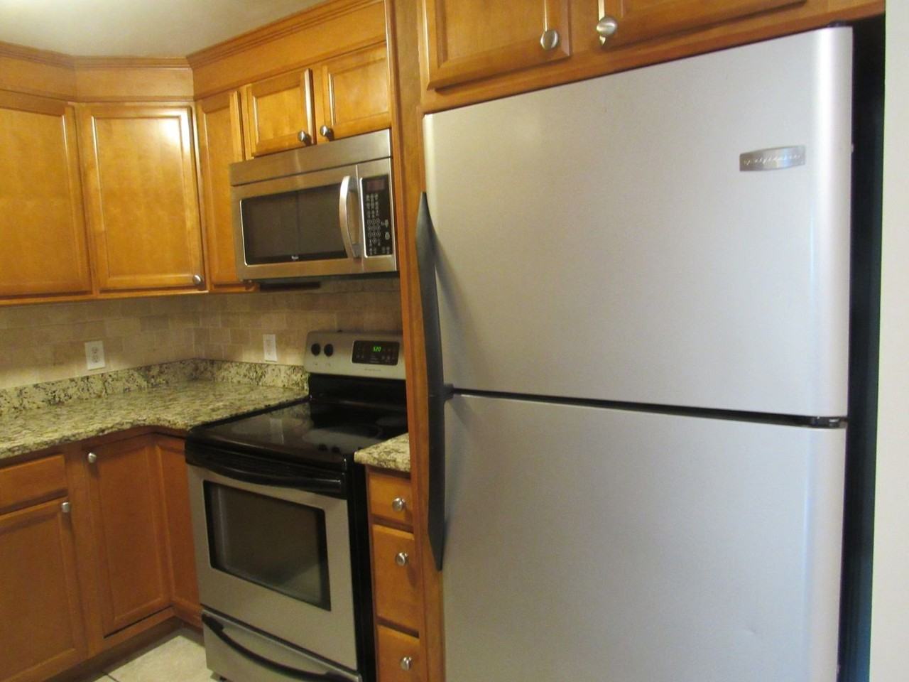 60D Constitution Dr - Photo 3 of 20