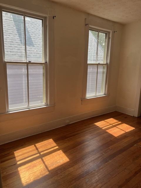 1122 Kenyon St #NA - Photo 2 of 5