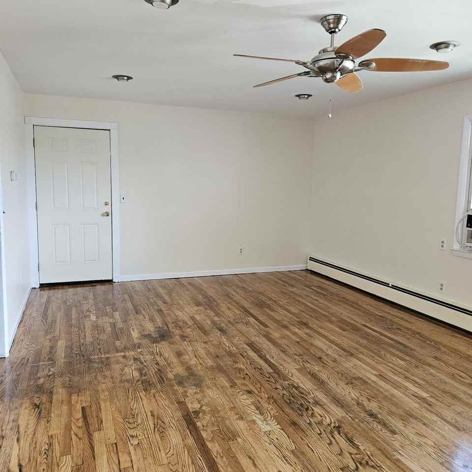 95 Carbon St #FL2 - Photo 7 of 15
