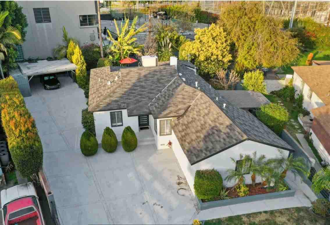 5601 Corbett St #NA - Photo 2 of 27