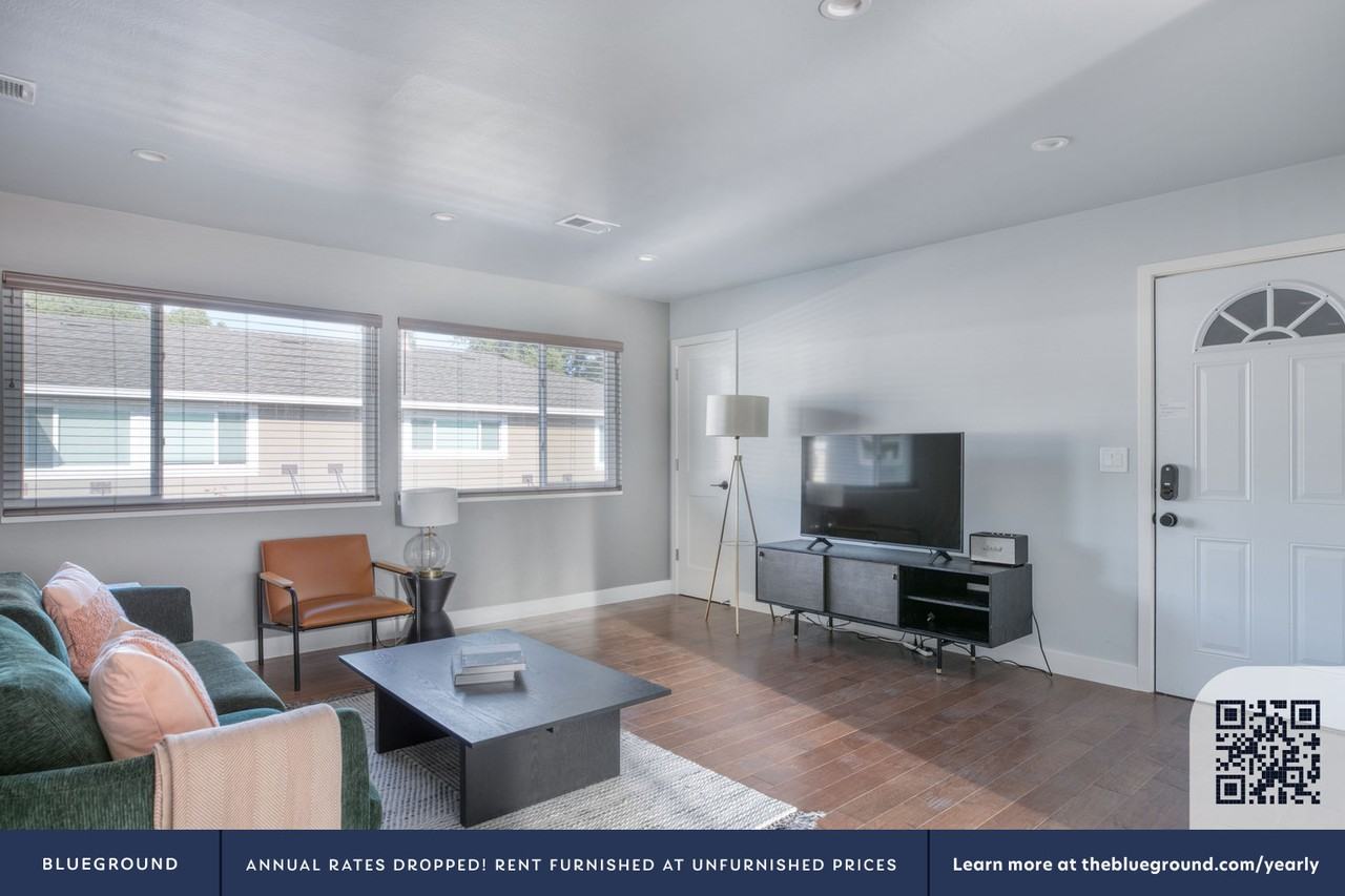 743 Roble Avenue - Photo 4 of 35