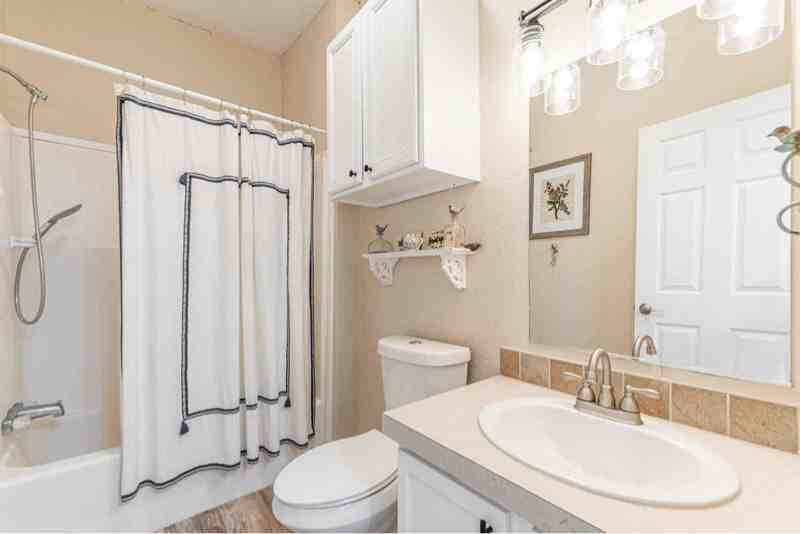 308 Castin Ln - Photo 3 of 19