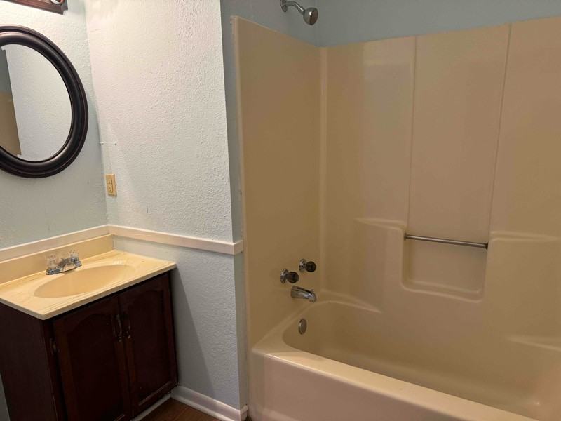 1607 West Elm Street - Photo 5 of 11