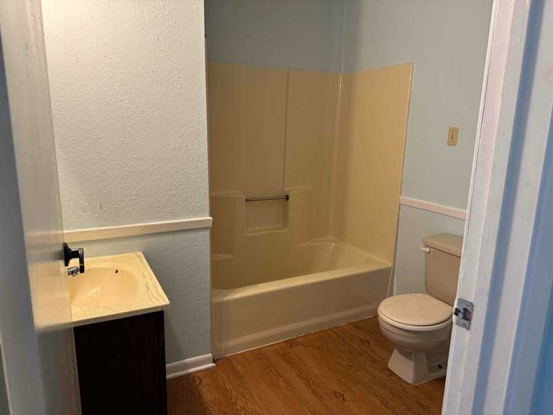 1607 West Elm Street - Photo 6 of 11