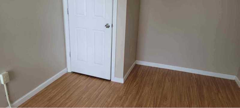 7 School St - Photo 3 of 9