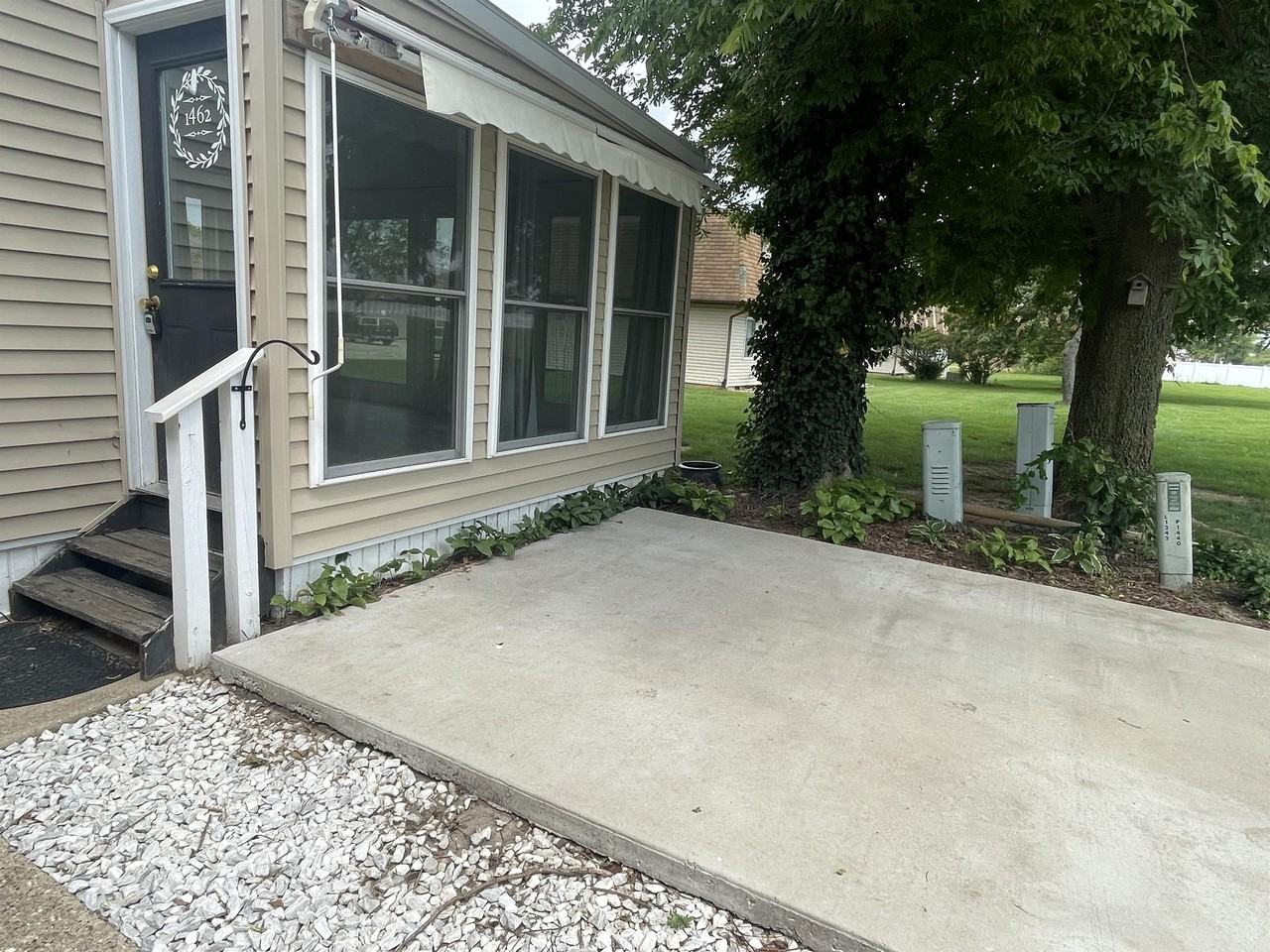 1450 Woodland Drive - Photo 2 of 12