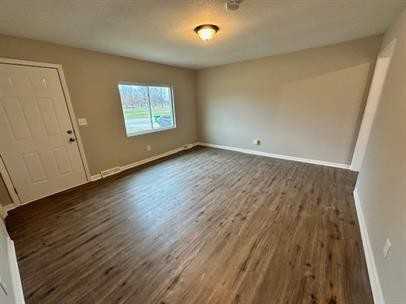 Bulter Duplexes - Photo 4 of 19