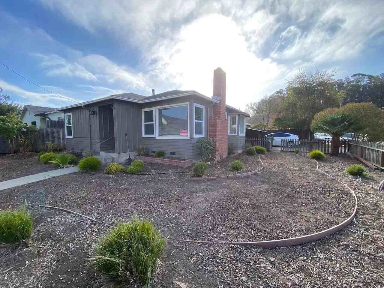 700 26th Ave - Photo 2 of 7