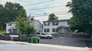 featured image of 307 8th Ave E #203
