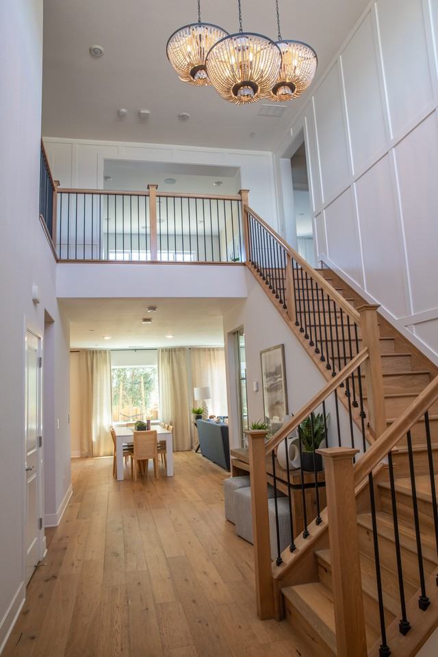 2767 Mulholland Dr - Photo 3 of 35