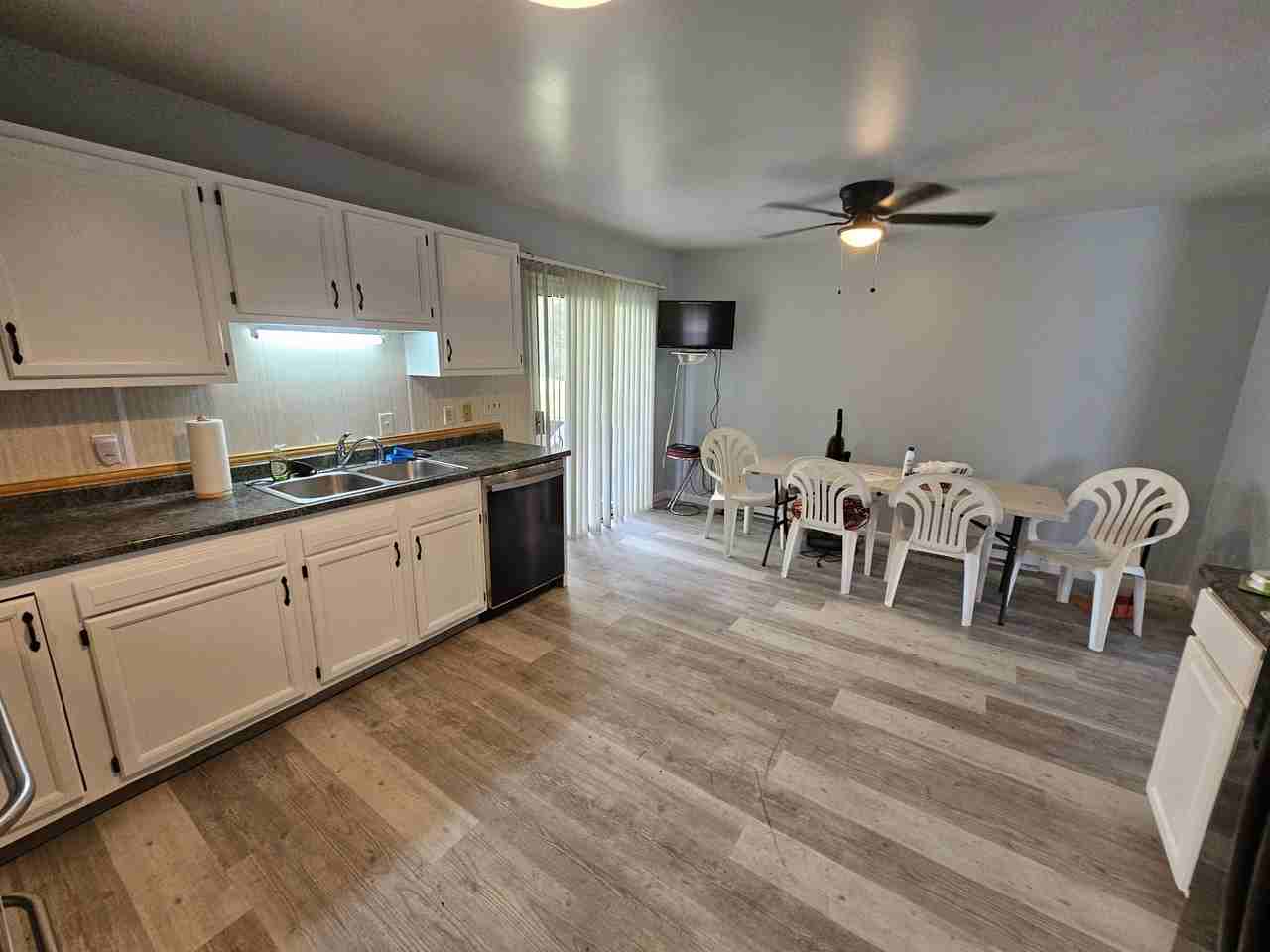 7855 Jersey Rd - Photo 3 of 16