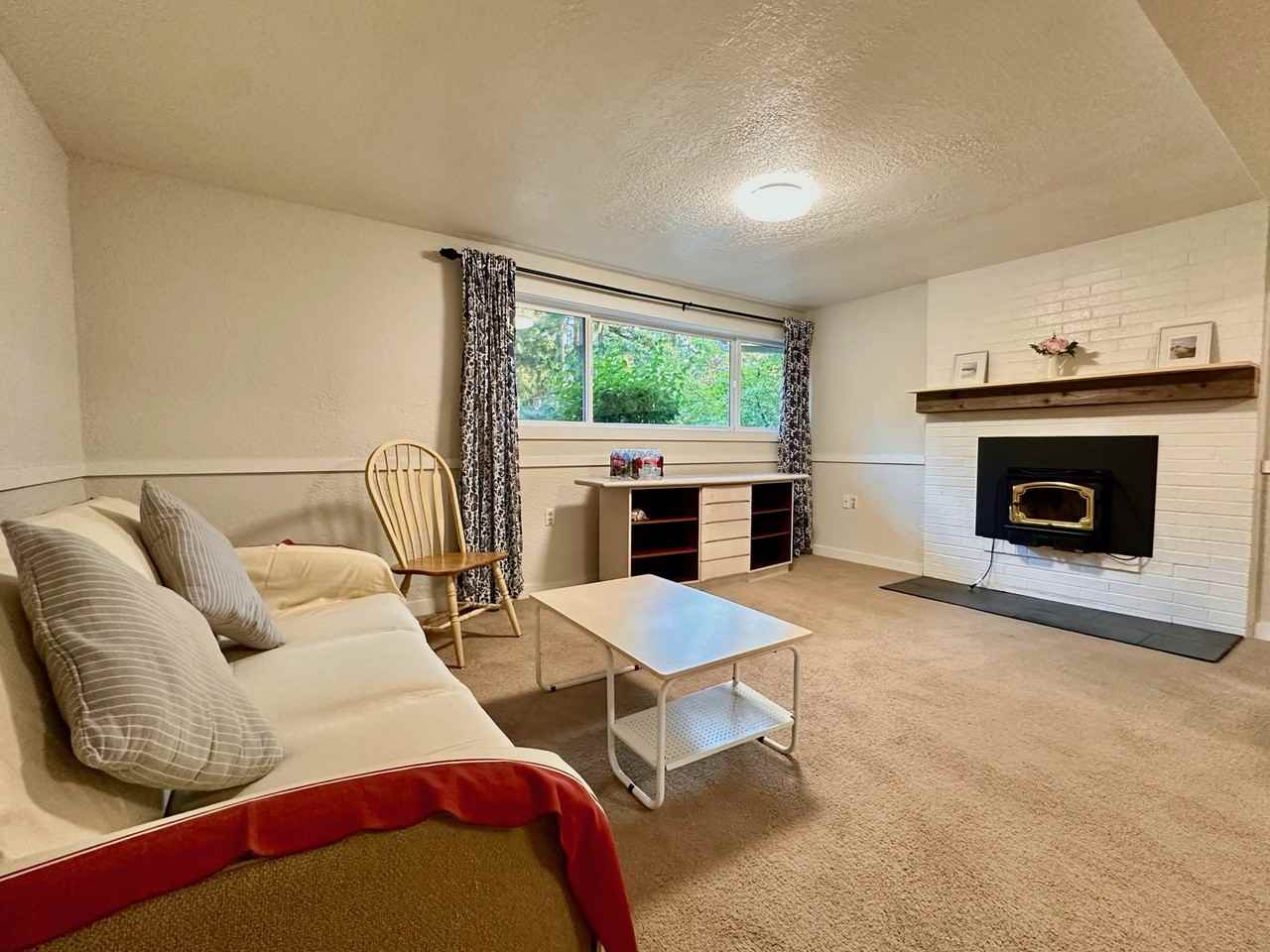 12030 Northeast 144th Street - Photo 6 of 30