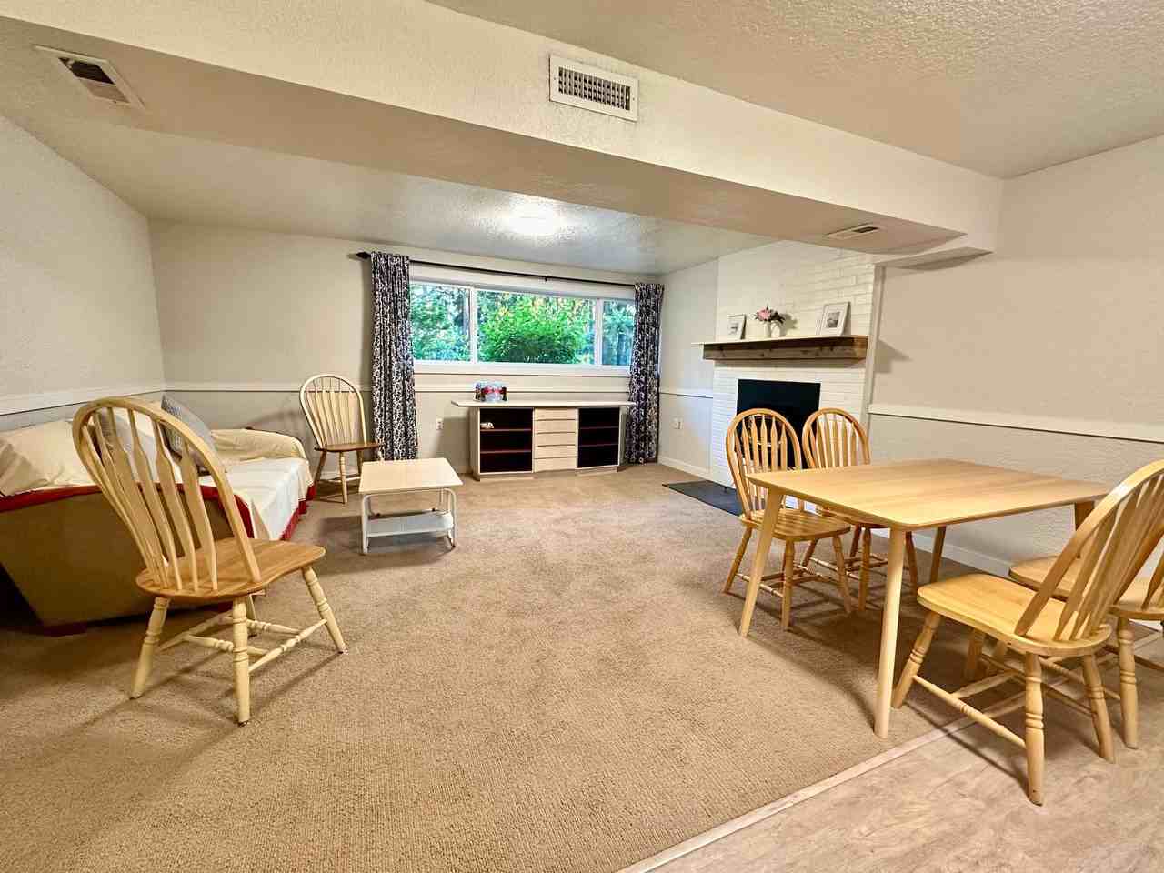 12030 Northeast 144th Street - Photo 7 of 30