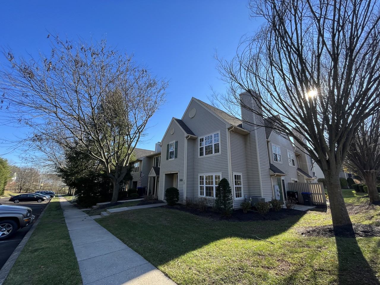 744 Gilbert Pl #NA - Photo 2 of 20