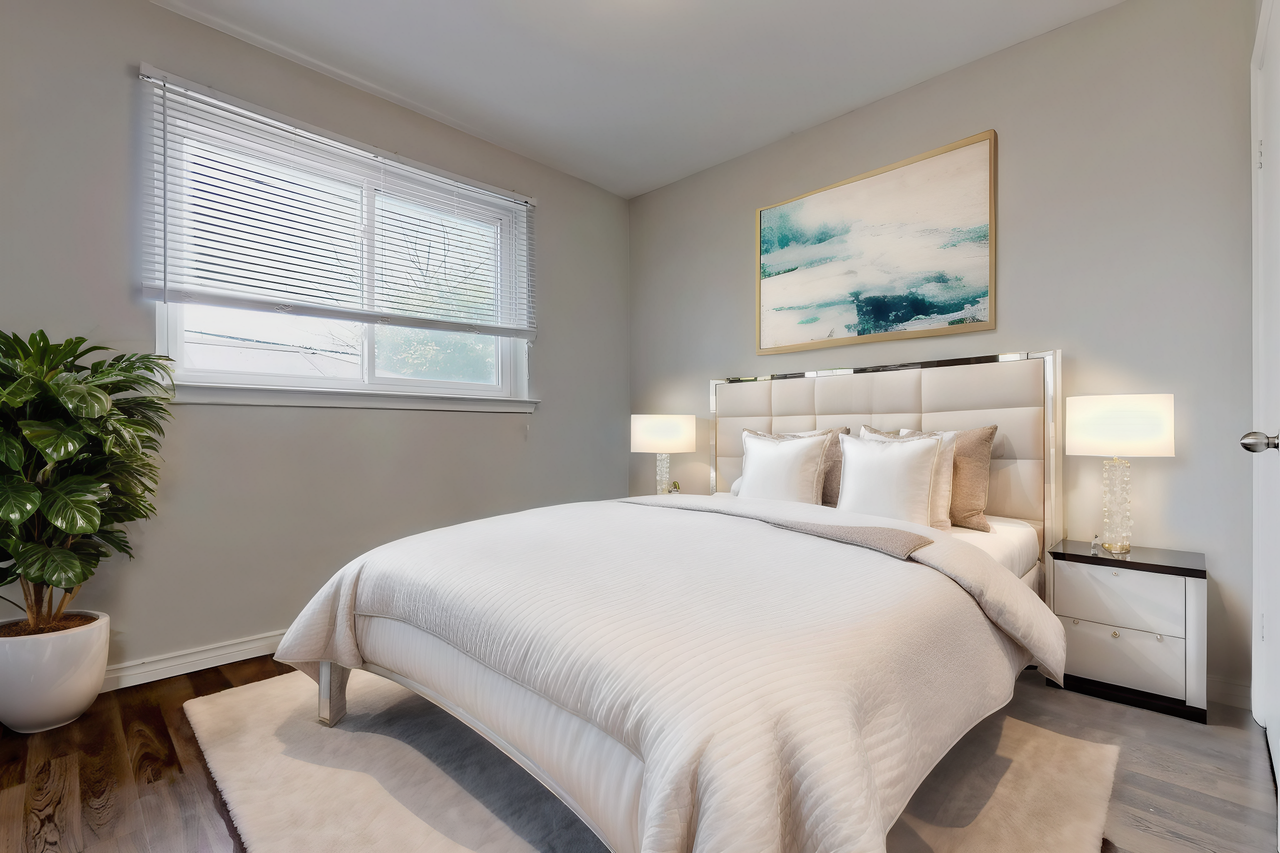 669 Shakespeare Avenue - Photo 4 of 20