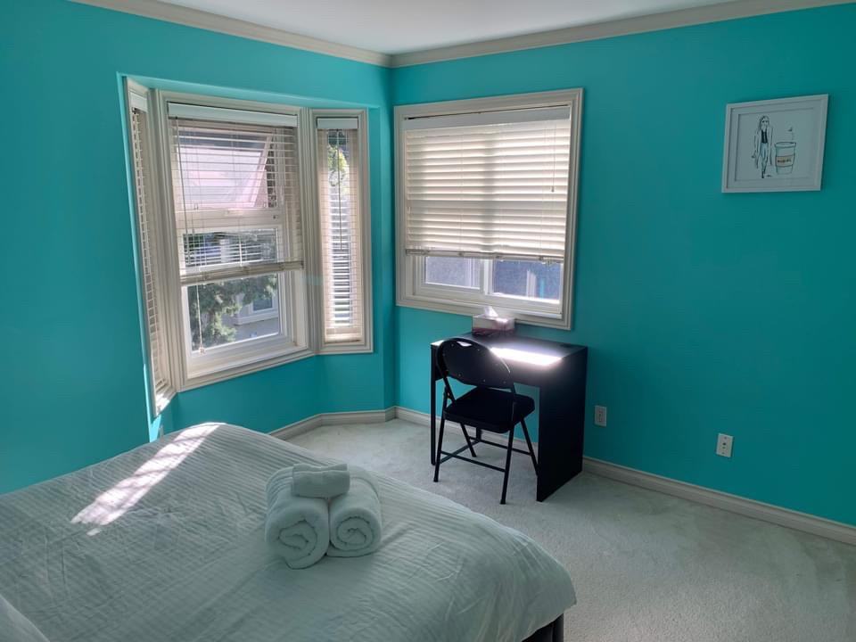 1186 West King Edward Avenue - Photo 2 of 7