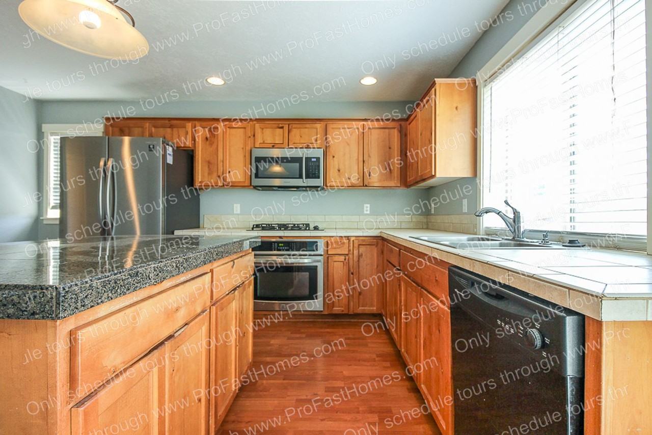 18180 Se Bush Ter - Photo 7 of 19