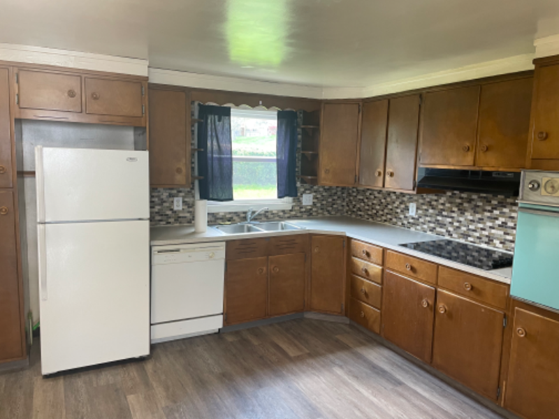 108 W Church St - Photo 3 of 15