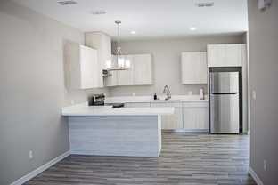 218 San Mateo Ave - Photo 1 of 1