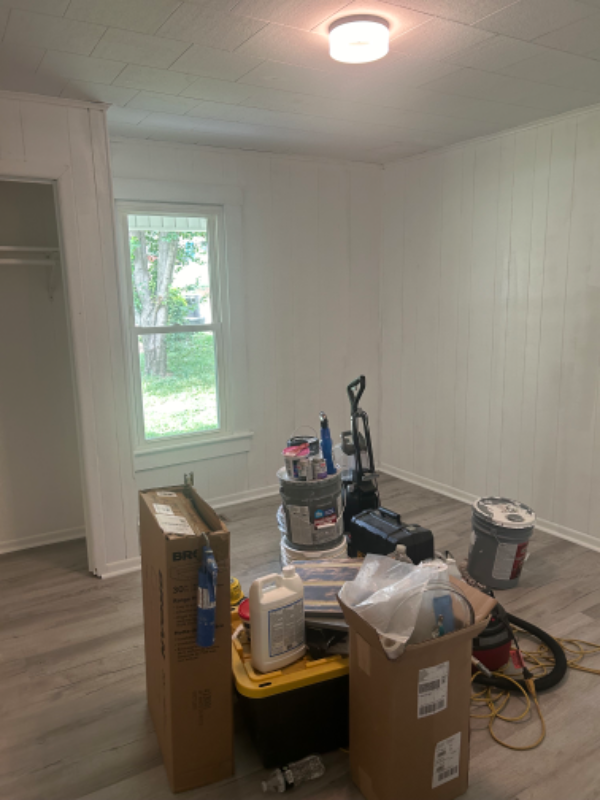 221 Wilkins Ave - Photo 4 of 8