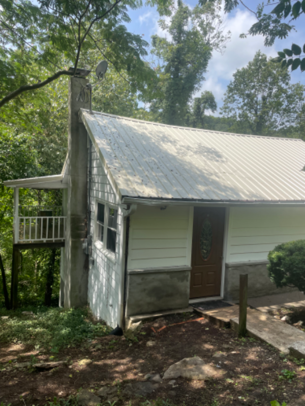 8766 Williams Ln - Photo 3 of 10