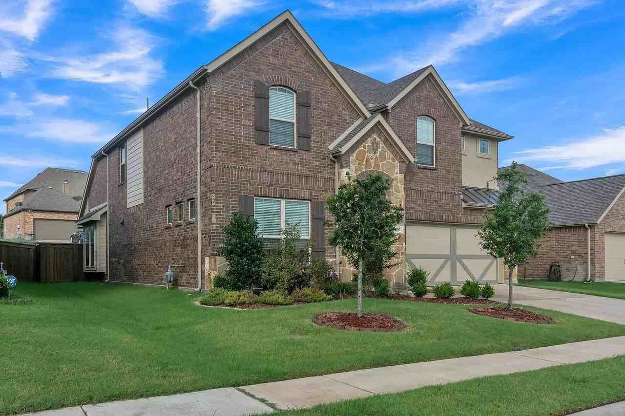 995 Canterbury Ln #NA - Photo 2 of 17