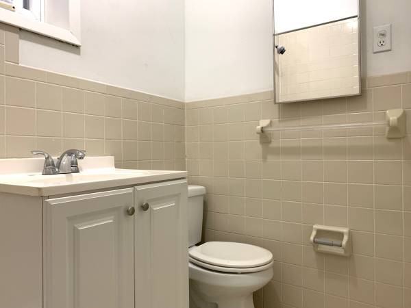 9516 Pitkin Ave #2R - Photo 3 of 24