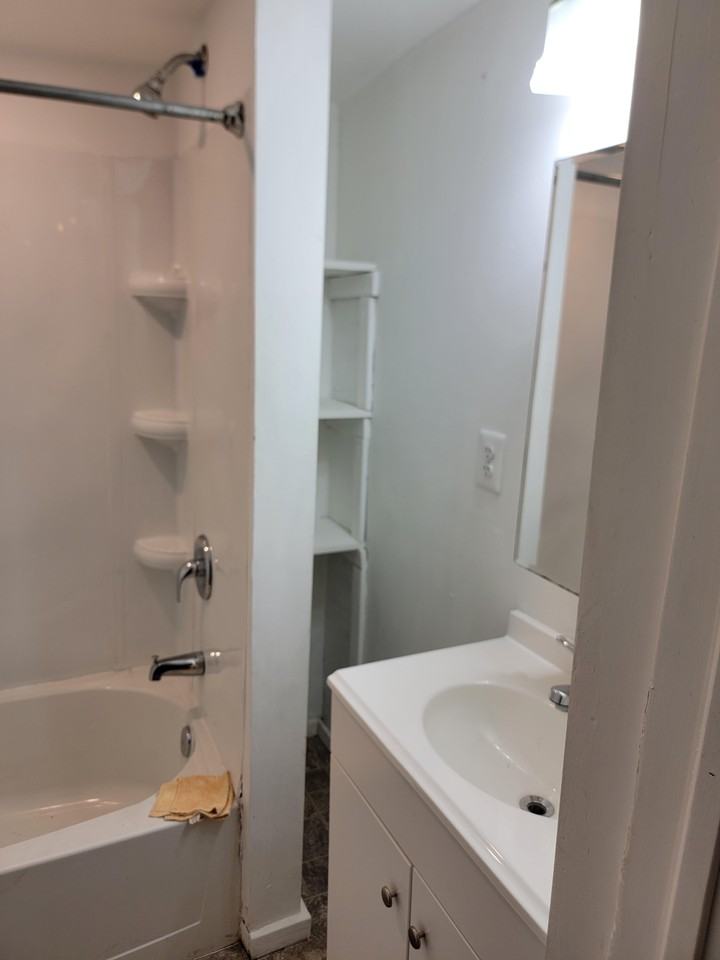 647 Forest Dr #A - Photo 3 of 23