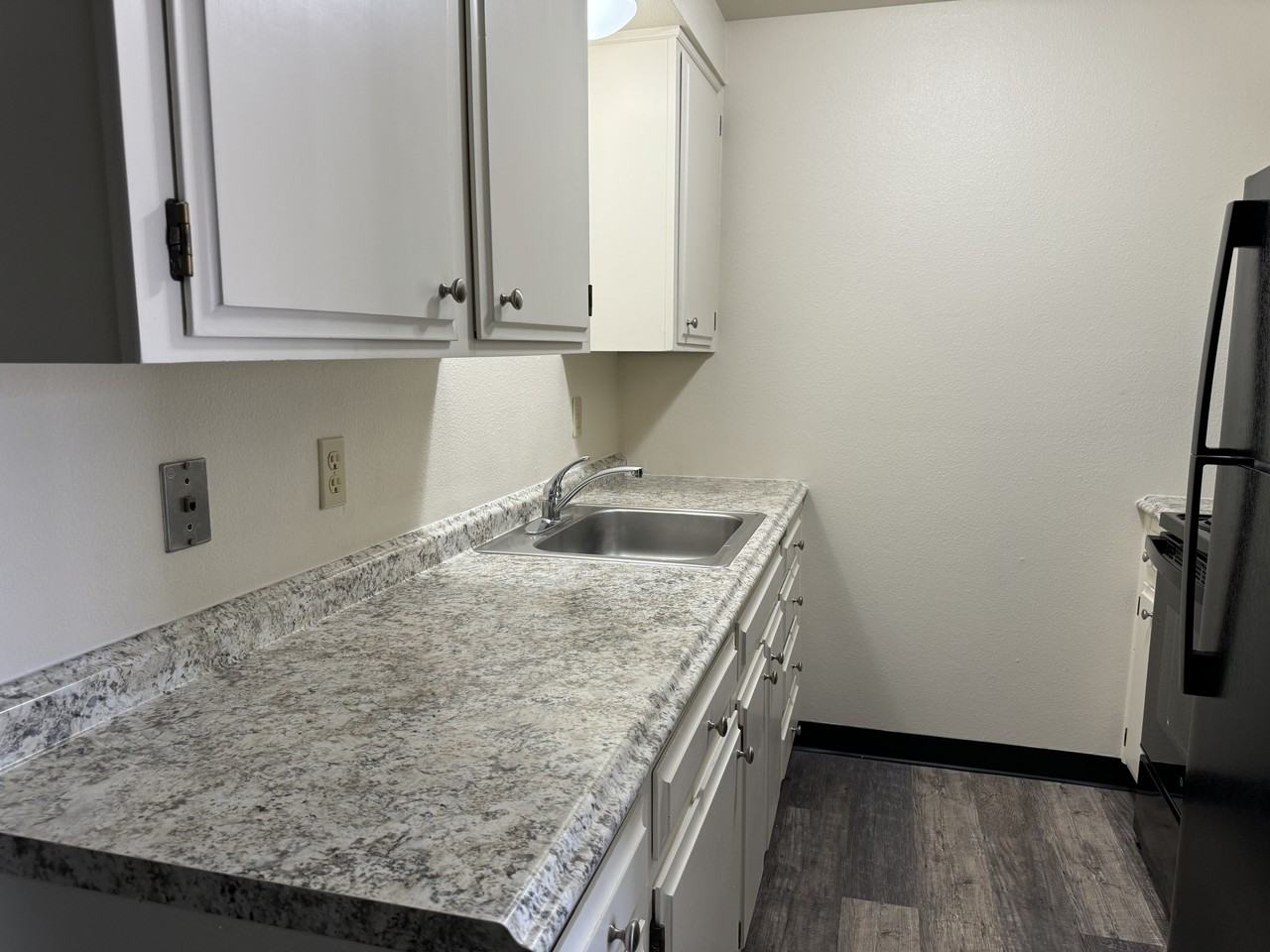 4886 Silverton Road Northeast #00 - Photo 2 of 13