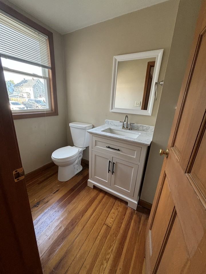 35 Orchard St #35 - Photo 3 of 9