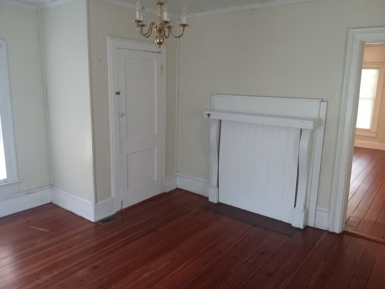 302 E Main St #NA - Photo 2 of 11