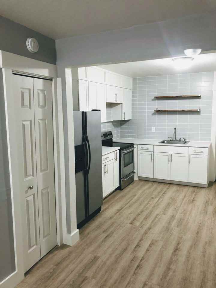 1560 Juniper St #A - Photo 3 of 13