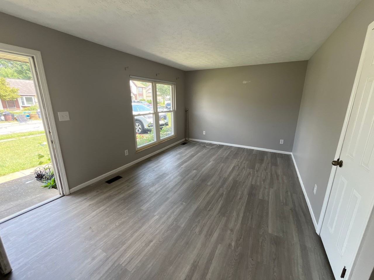 615 Moss Oak Ave - Photo 4 of 20