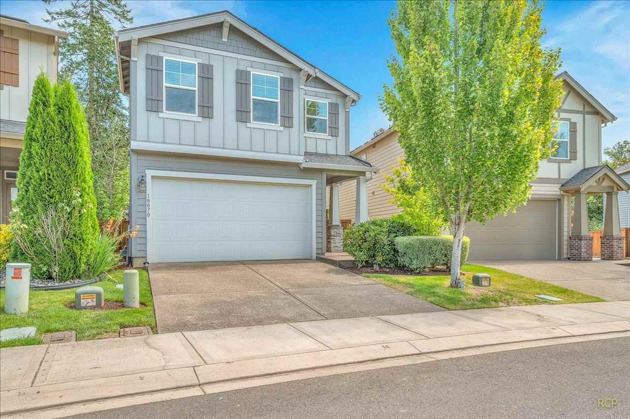 10070 Northwest Bartlett Loop - Photo 2 of 40