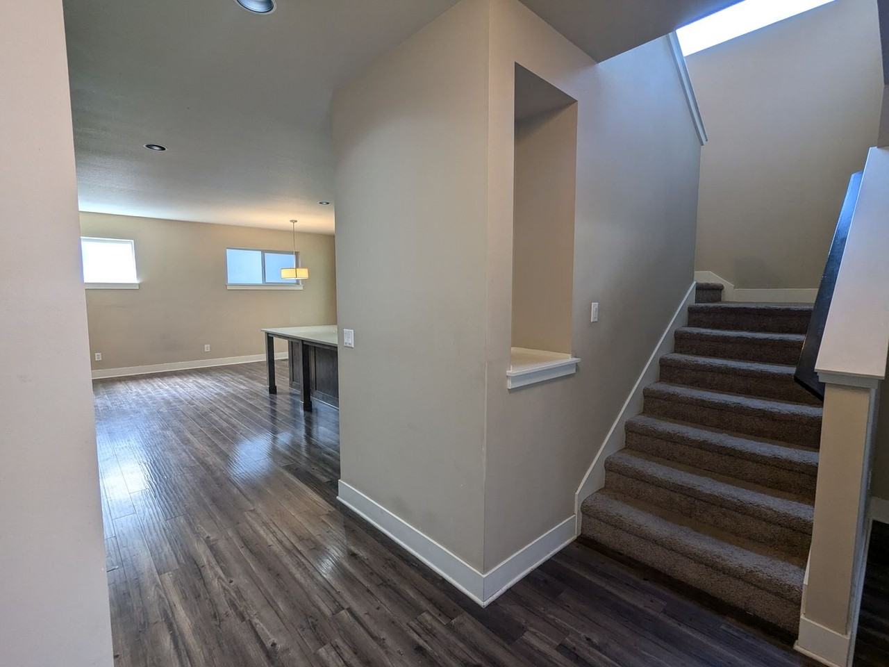 2337 Nw Debron Ln - Photo 3 of 50