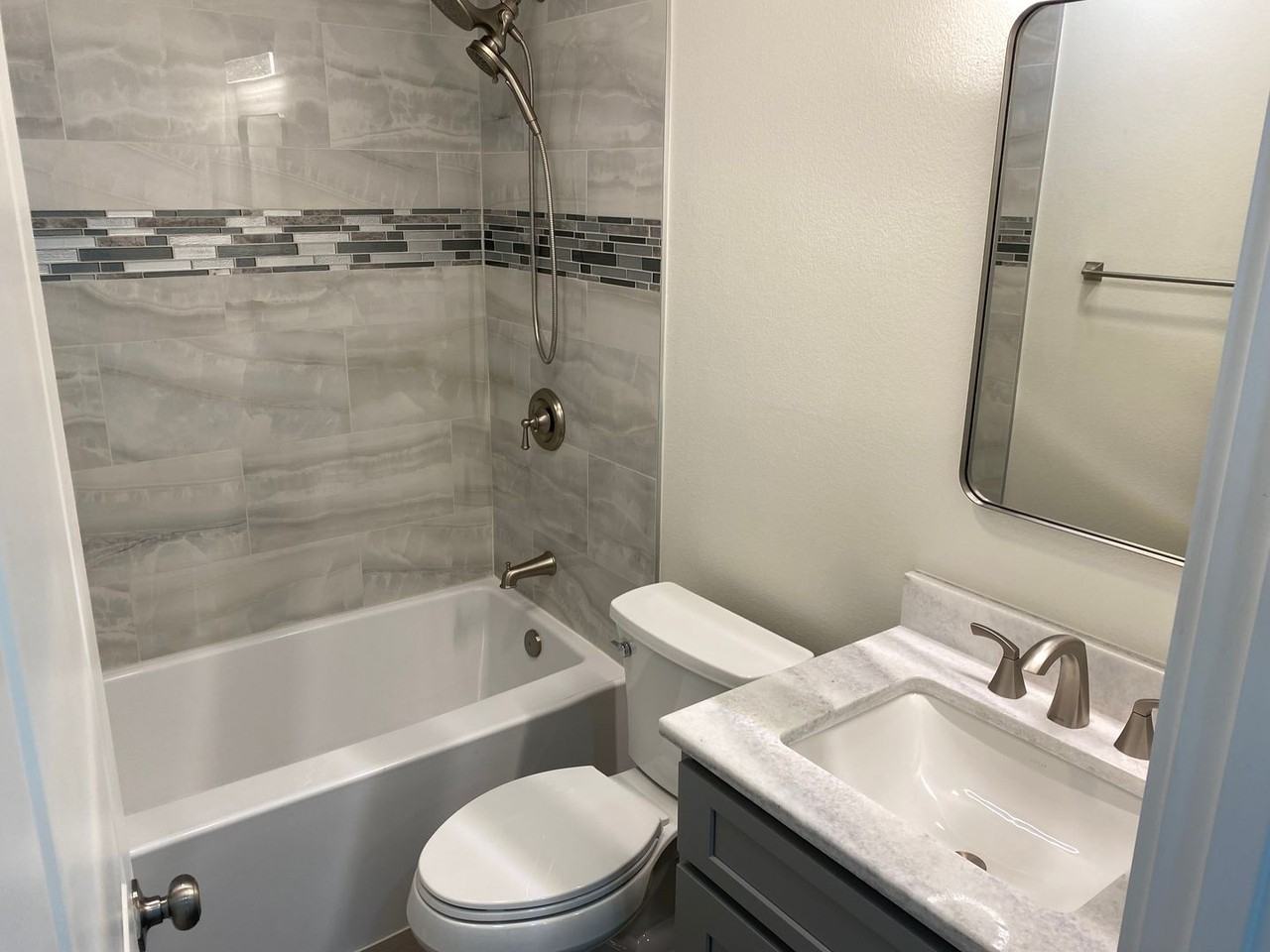 1909 Frazier Ave - Photo 7 of 14