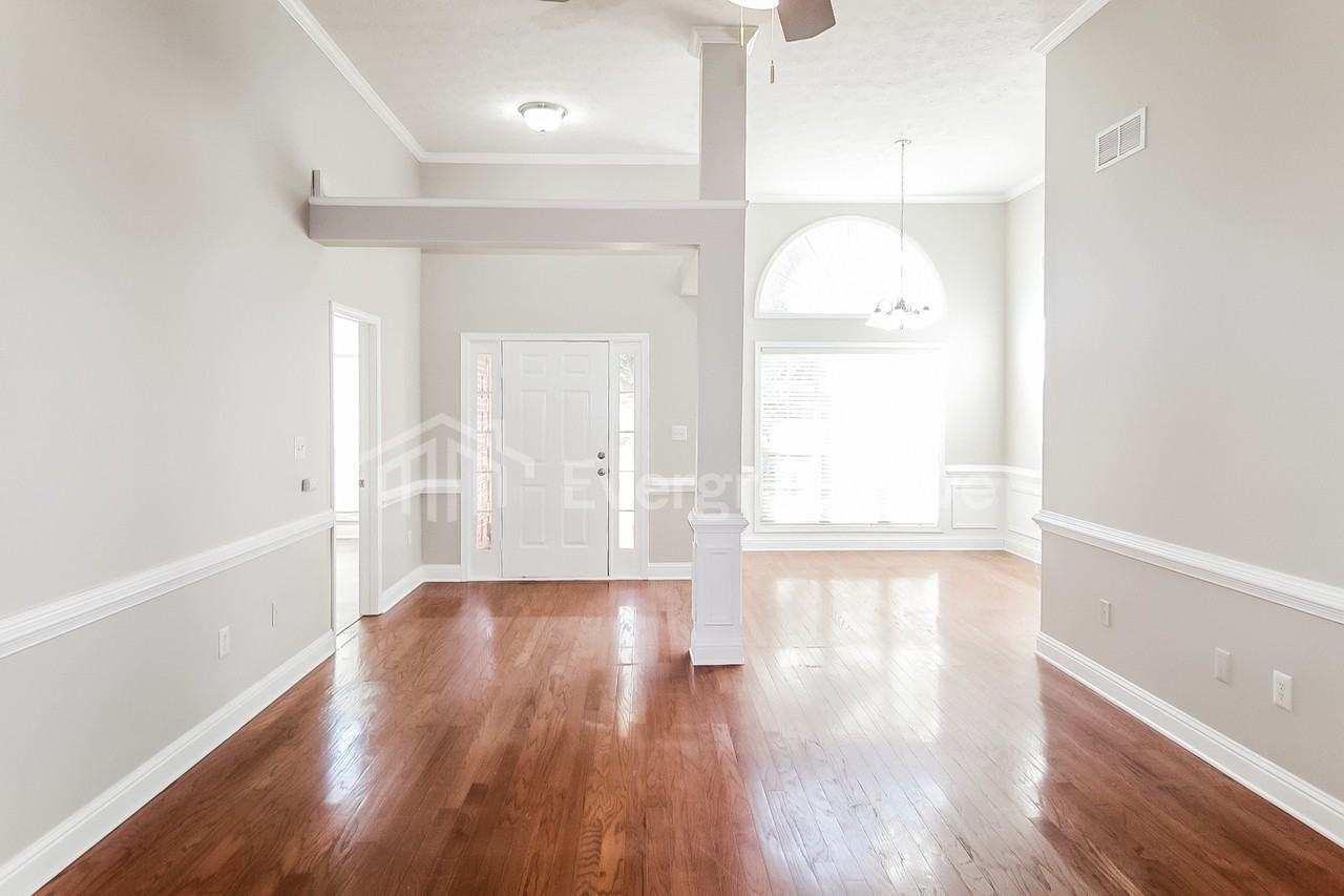 20 Wisteria Way - Photo 3 of 19