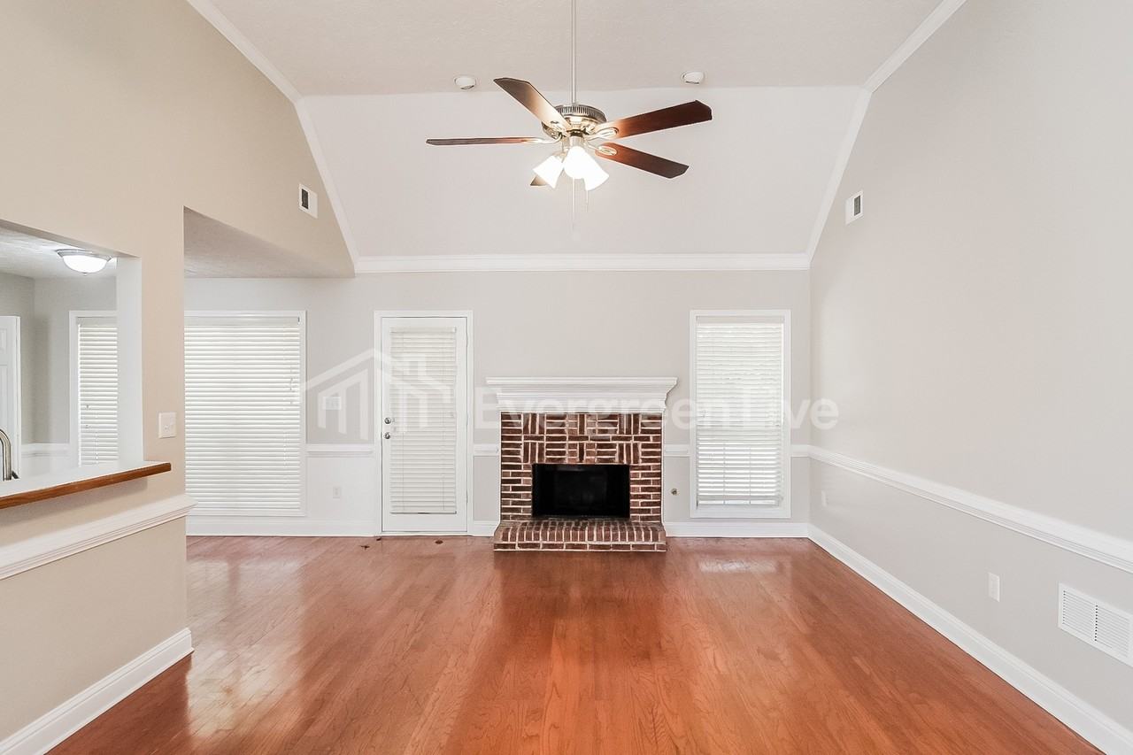 20 Wisteria Way - Photo 2 of 19