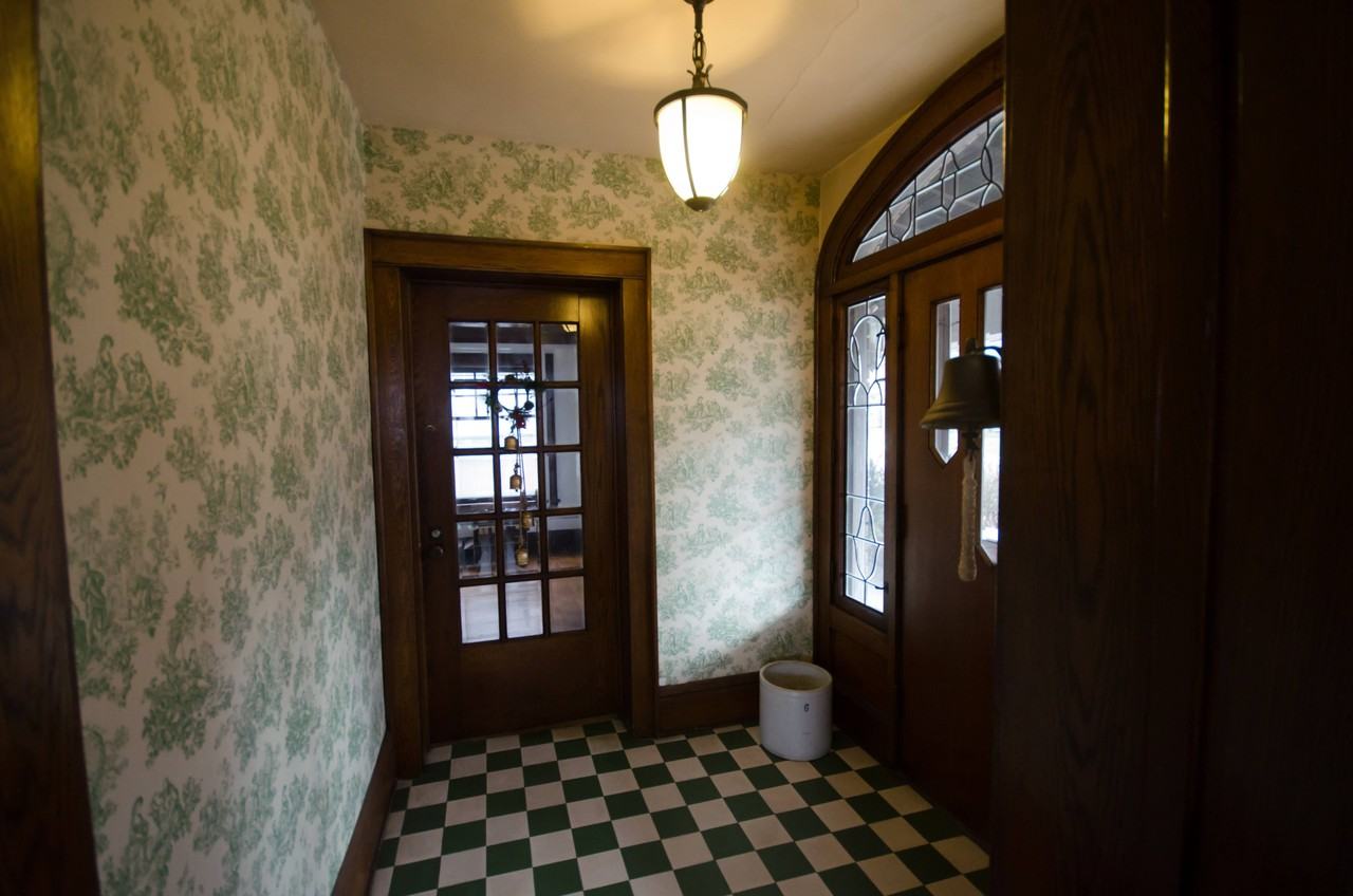 30 Casterton Ave #N - Photo 3 of 12