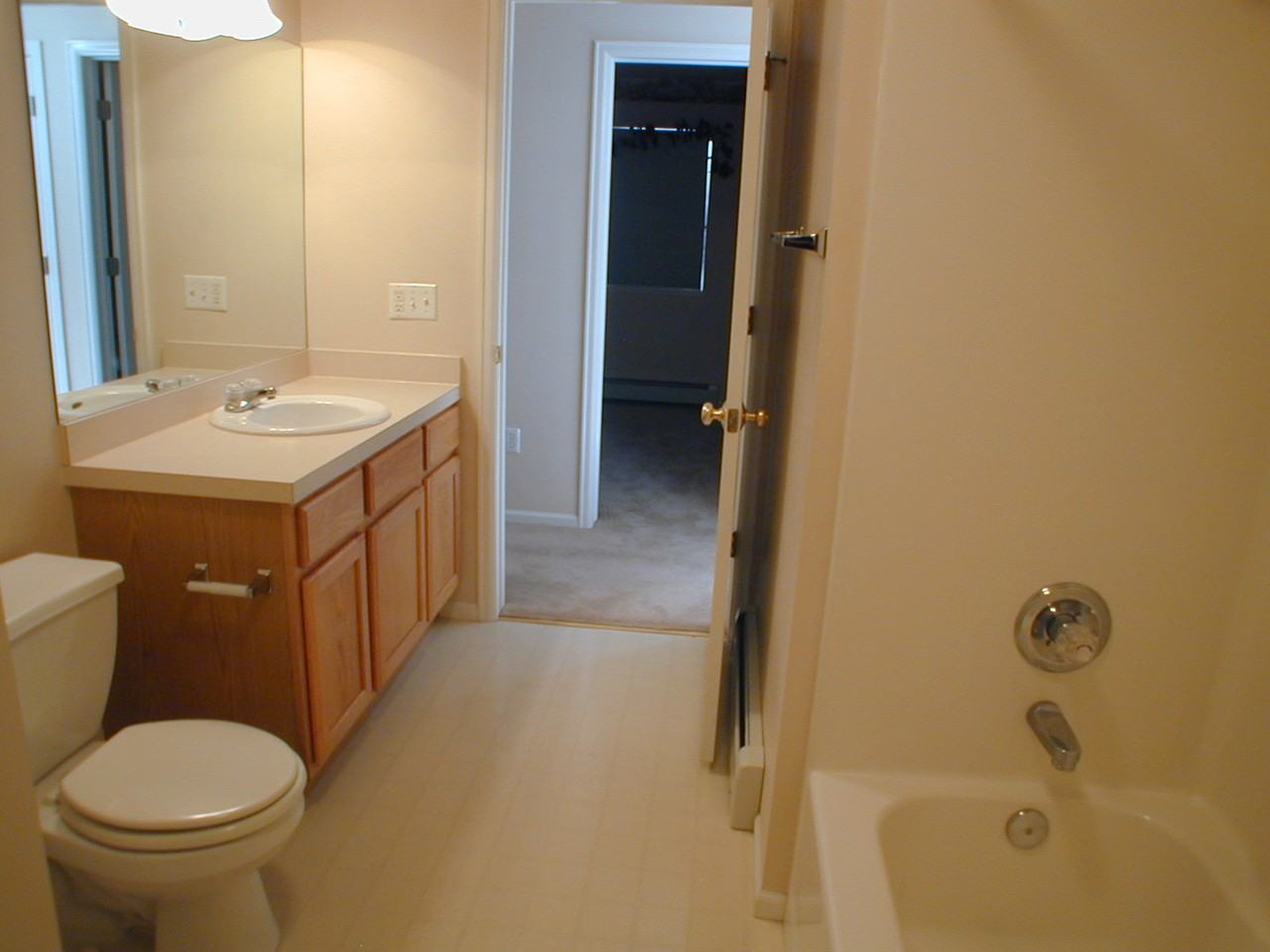 4504 Cottage Ln - Photo 7 of 12