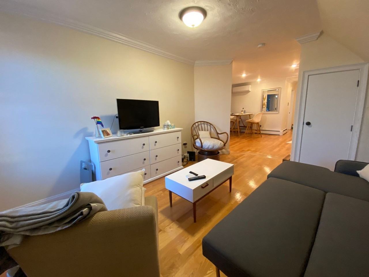 67 Temple St - Photo 3 of 11