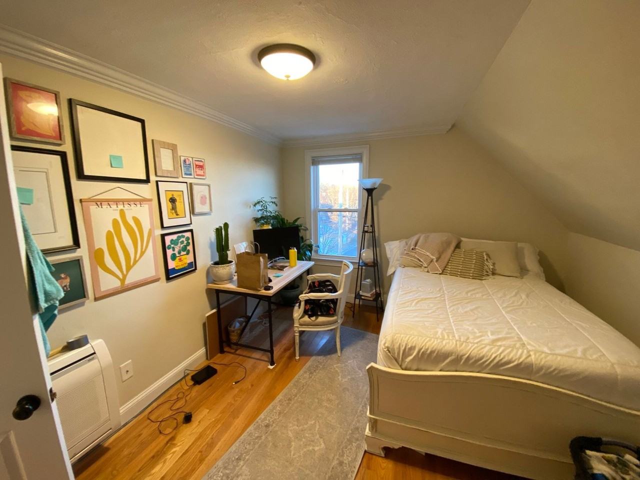 67 Temple St - Photo 5 of 11