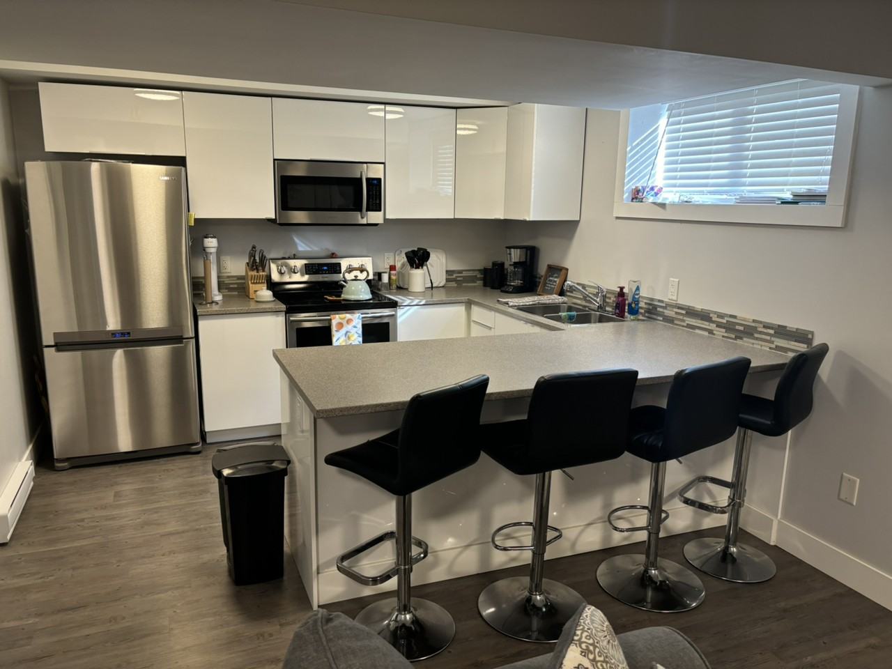 1612 Mary Hill Rd - Photo 2 of 10