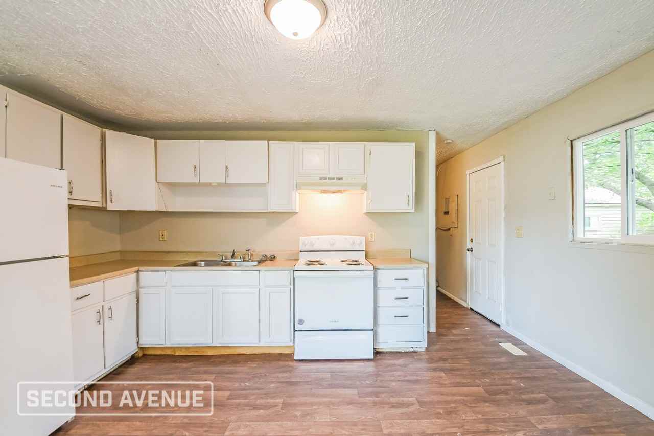 9226 E 36th Pl - Photo 2 of 20