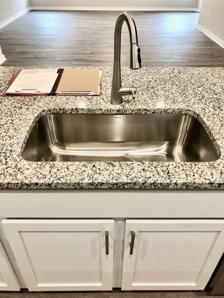 624 Peace Pipe Way - Photo 5 of 35