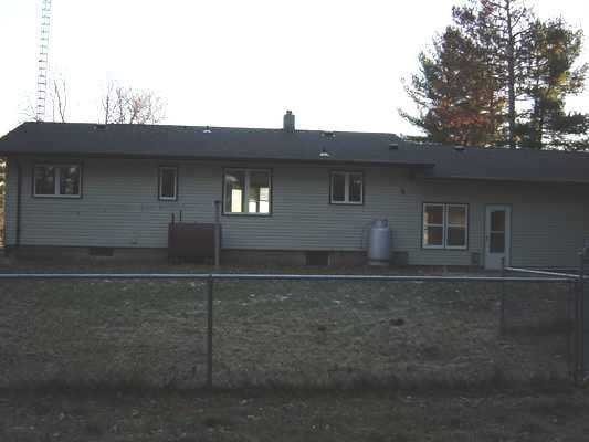 19160 Mill Rd - Photo 2 of 30