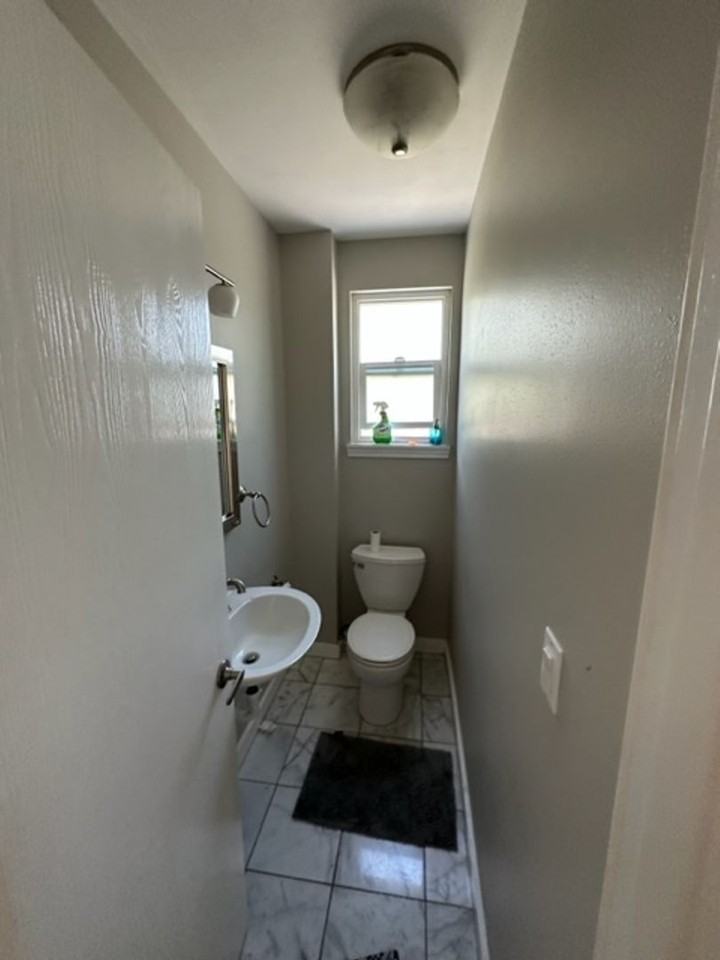 7535 206th Pl Ne - Photo 6 of 10