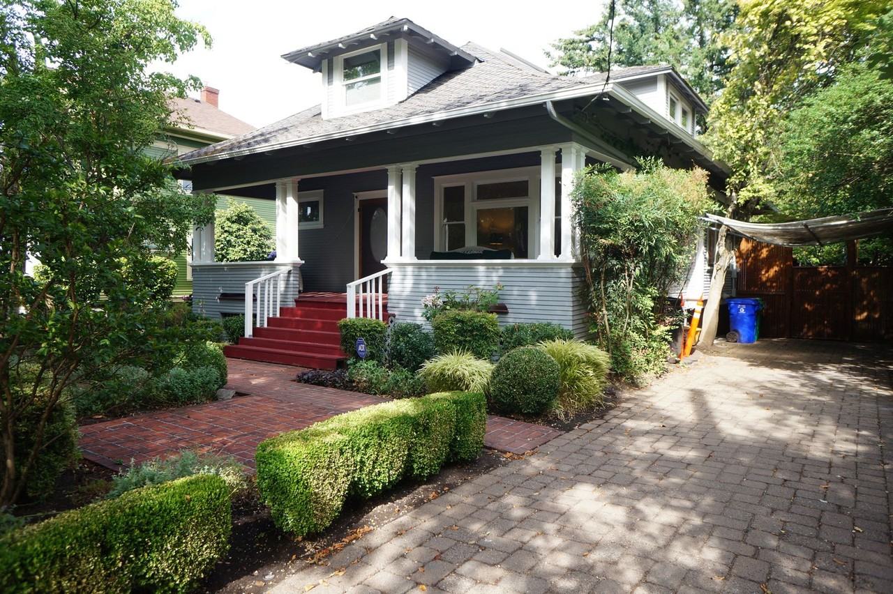 52 Se 53rd Ave - Photo 2 of 40