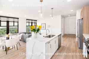 featured image of 414 S Main St