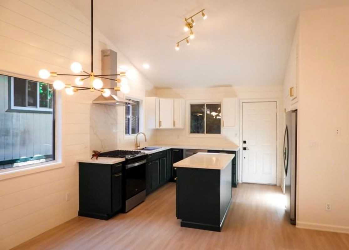 14229 Laurel Rd - Photo 6 of 38